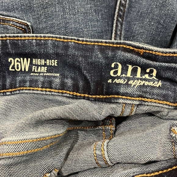 a.n.a.  High Rise Flare Jeans - Picture 5 of 5